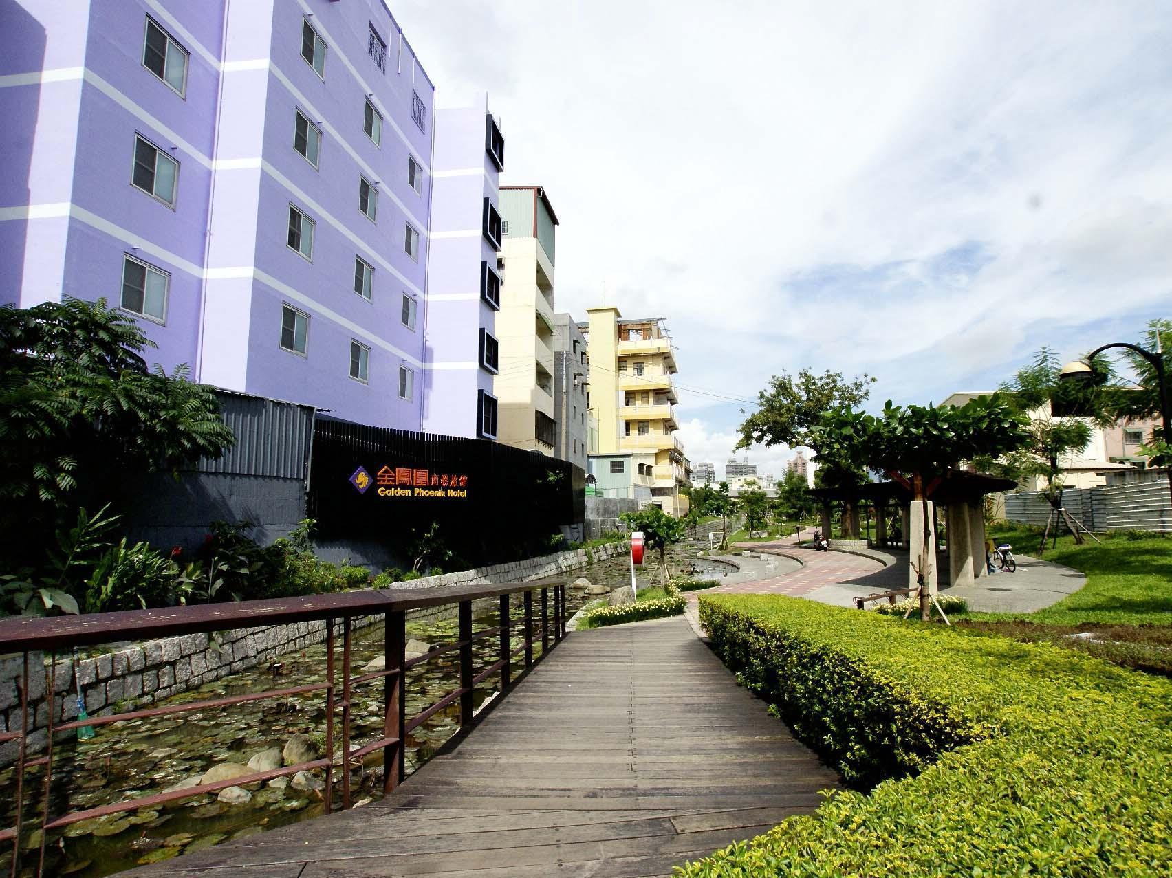 Golden Phoenix Hotel Kaohsiung Eksteriør bilde
