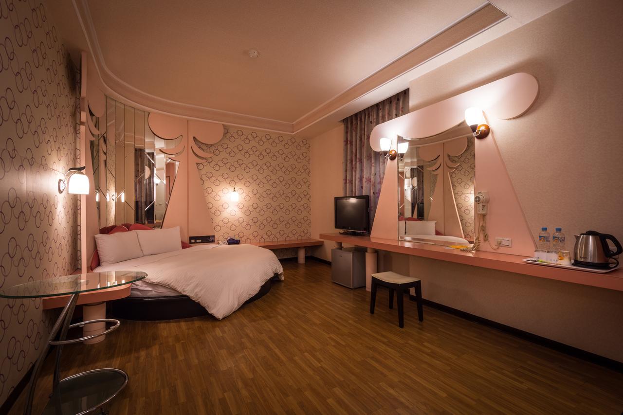 Golden Phoenix Hotel Kaohsiung Eksteriør bilde